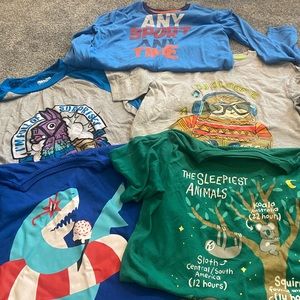 🤩Bundle of boys xl pajama tops 4 short sleeve and 1 long sleeve like new